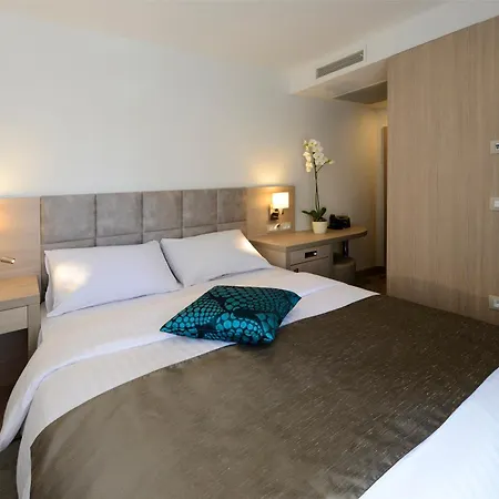 Grand Adriatic Ii Hotel