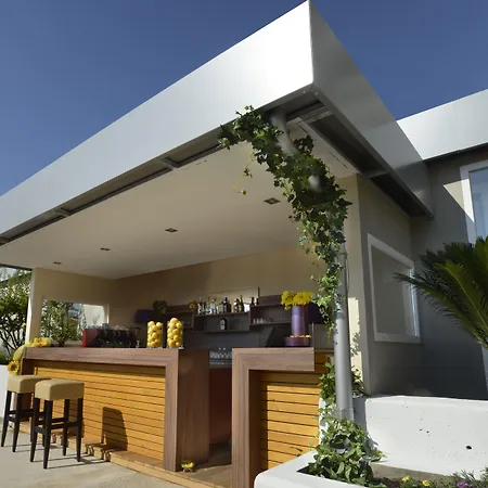 亚得里亚海2号大酒店 酒店 3*