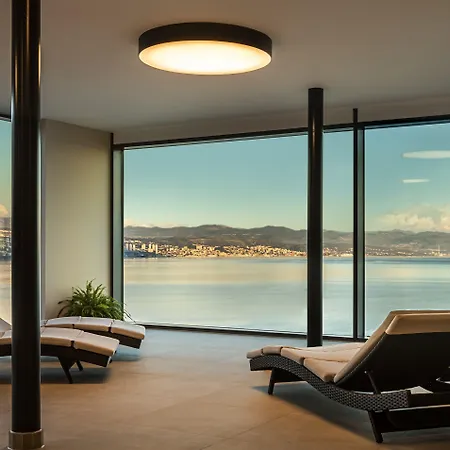 亚得里亚海2号大酒店 奥帕提亚